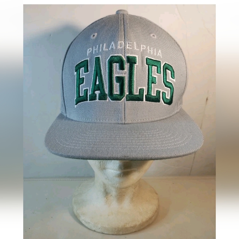 VTG Philadelphia Eagles Mitchell and Ness NFL Vintage Snapback Cap Gray Green